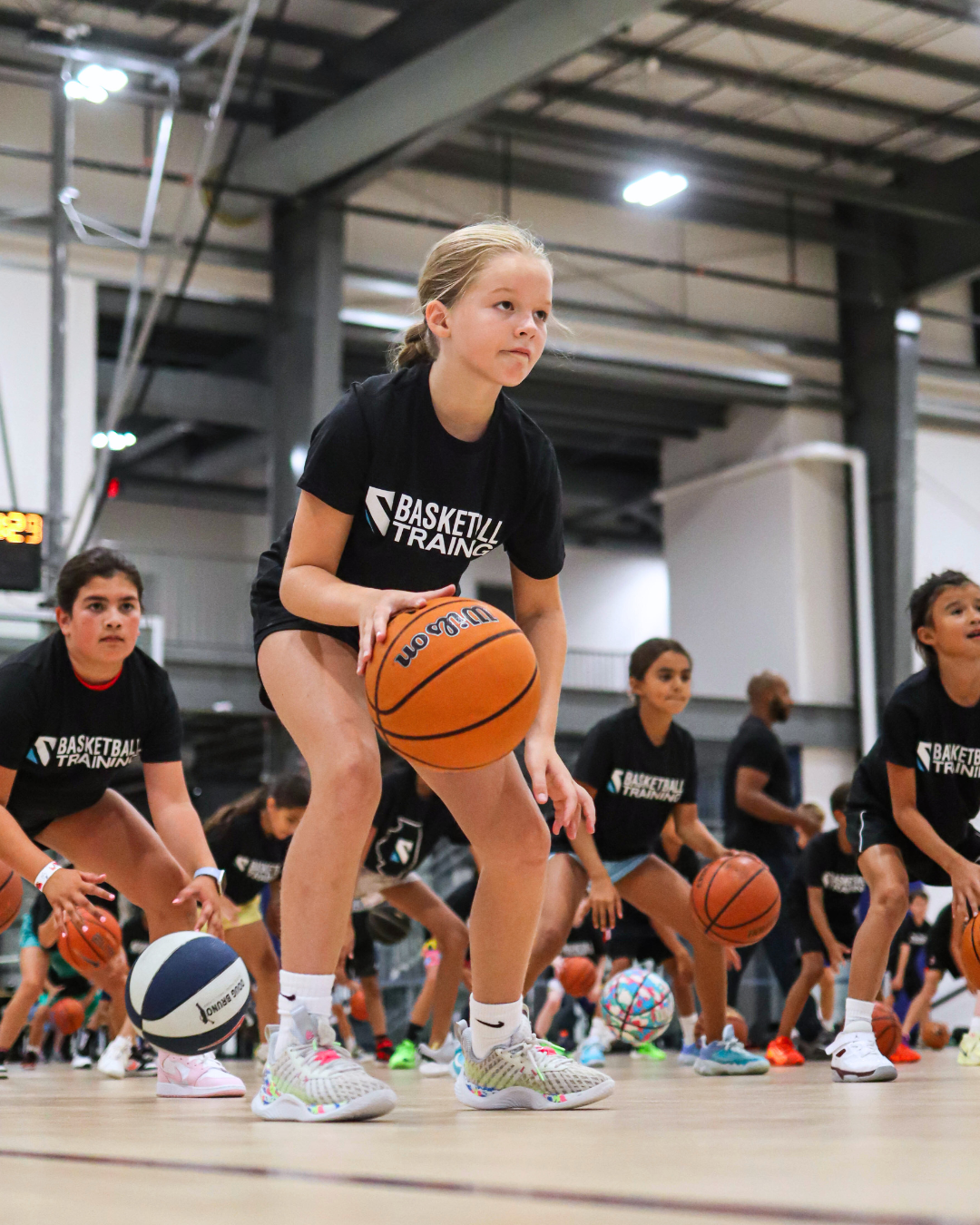 Sawmill Sports Hub has sports-specific camps. Our basketball camp in partnership with Spartz Sportz will help kids really level up their hoops game.