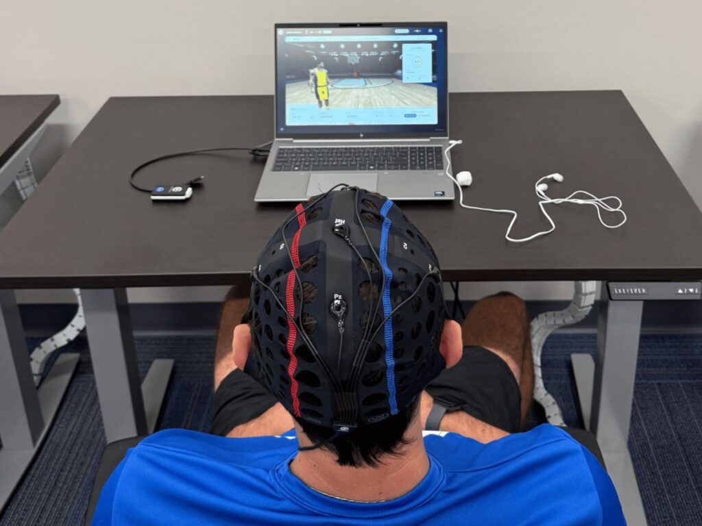 i-BrainTech™ brain training session at Synapse SRT inside Sawmill Sports Hub with athlete using EEG brainwave technology